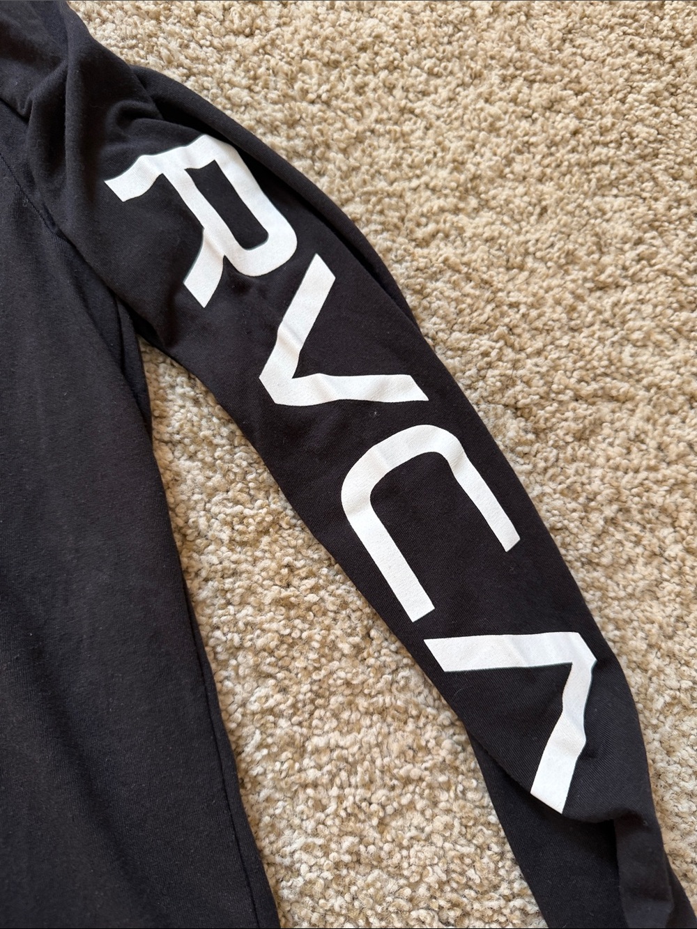 RVCA Black Long Sleeve Logo Tee with White Sleeve Graphics - Picture 2 of 6
